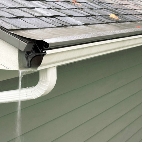 Roofing gutter